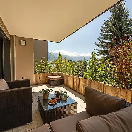 Aux Balcons Anneciens- Entre Et Centre Ville, Lla Selections By Location Annecy Sevrier